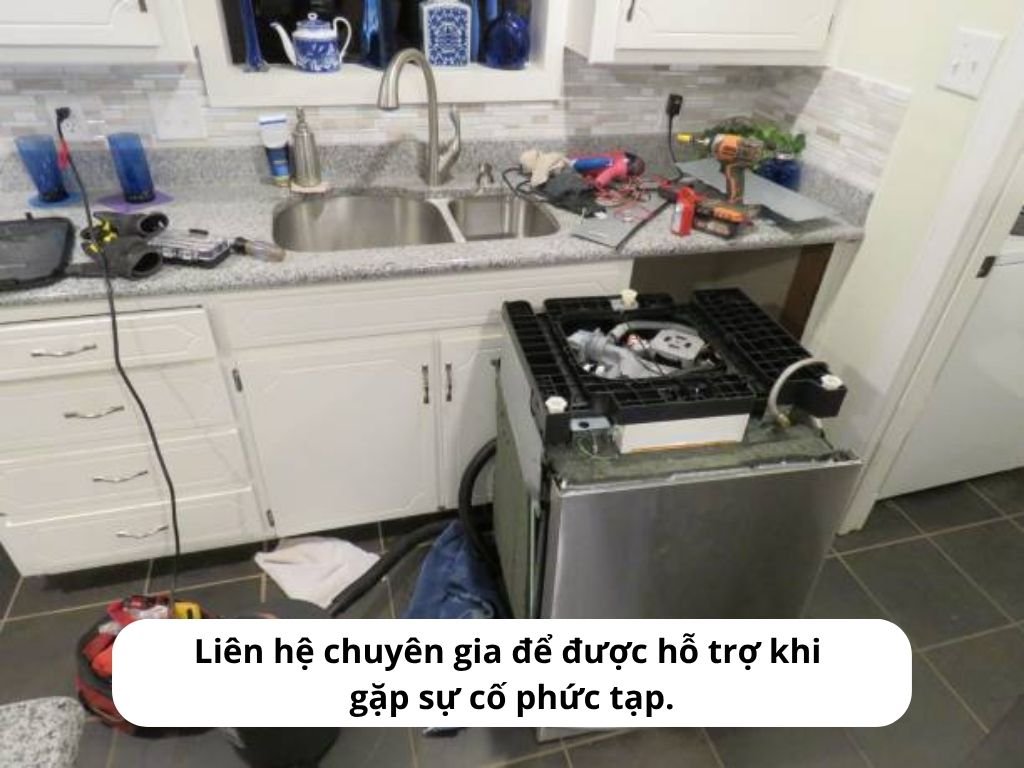 Liên hệ chuyên gia để được hỗ trợ khi gặp sự cố phức tạp.